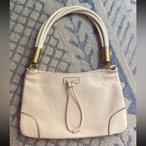 SOLD‼️ Gucci cream leather shoulder bag
